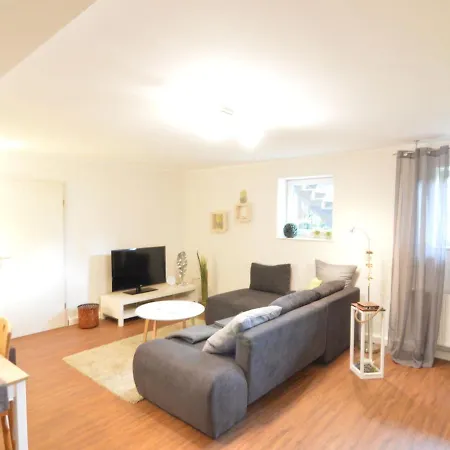 Spacious In The Vulkaneifel Apartment *