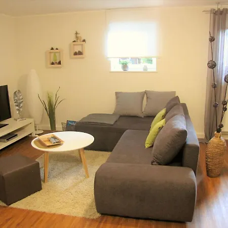 Spacious In The Vulkaneifel Apartment *